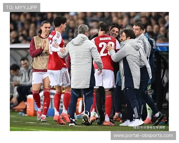 马杜埃凯世界波梅开二度，枪手欧冠保持全胜