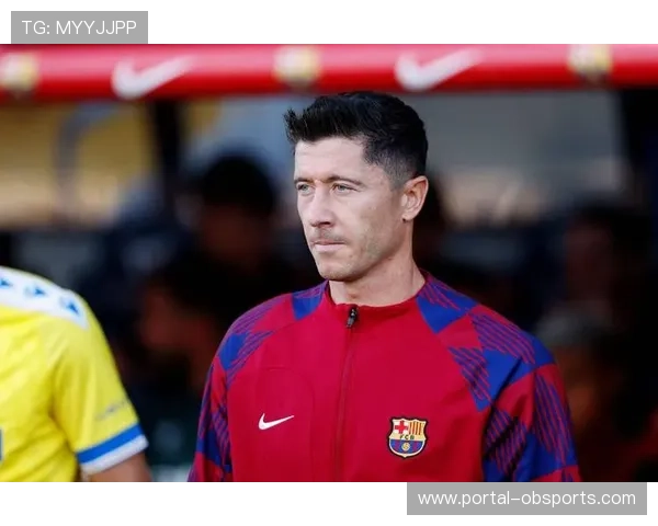 莱万拒绝沙特多份丰厚报价,将留队至本赛季结束